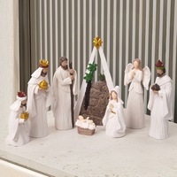 Pyramide de Noël en résine en gros, scène de la Nativité de Jésus avec 9 figurines, crèche, scène de la Nativité artistique peinte à la main, ornement de bureau