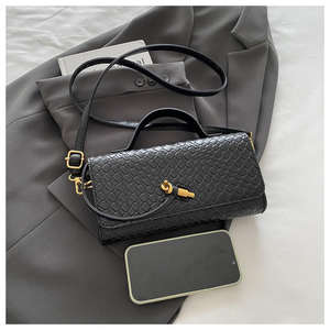 Série très vendue, sac à main horizontal à bandoulière, nouveau sac en cuir PU souple tissé pour femmes, sac à dîner, sac accordéon - Product Image 5