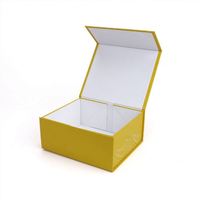Emballage de chaussures vide jaune en carton personnalisé boîte cadeau magnétique avec fermetures à ruban