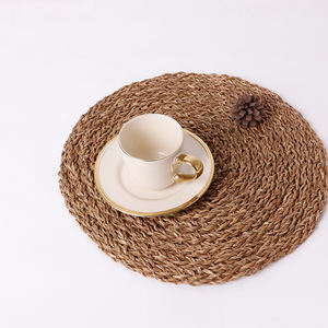 EKA Kit de tasses à café et à thé et soucoupes en céramique de luxe et moderne avec logo personnalisé, grès doré fait à la main - Product Image 5