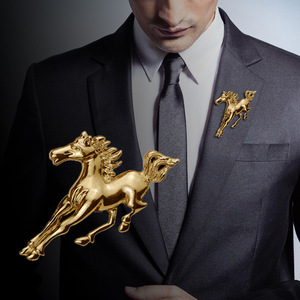 Broche de solapa para traje de hombre, estilo occidental, para fiesta de Navidad o aniversario, de aleación de oro y plata, con diseño de animal (caballo), tipo alfiler de seguridad - Product Image 6