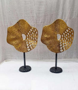 Objeto decorativo de metal de primera calidad con acabado chapado en oro, perfecto para vajilla elegante y decoración del hogar de la sala de estar - Product Image 2