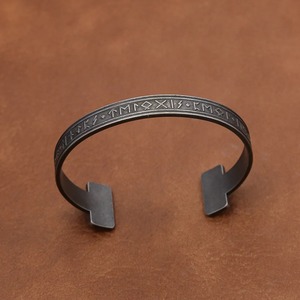 Yunnique – Bracelet manchette ouverte en forme de rune viking pour homme, en acier inoxydable, style rétro, couleur tendance, cadeau, bijou, accessoire de mode - Product Image 4