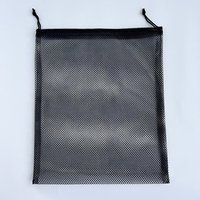 Mode personnalisée, équipement de protection pour le sport, pochette de sac portable en filet noir pour le stockage des emballages