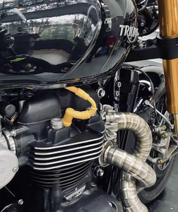 ท่อไอเสียทรงบิด สำหรับ <span class=keywords><strong>Triumph</strong></span> <span class=keywords><strong>BOBBER</strong></span> 1200 - Product Image 4