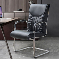Chaise de réunion de bureau moderne et minimaliste en cuir noir avec base chromée pour salle de conférence et salle de conseil