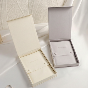 Caja de Joyería Magnética de Cartón Ecológica con Logotipo Personalizado del Fabricante, con Bolsa de Microfibra con Cierre a Presión para Collares y Colgantes de Boda - Product Image 2