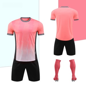 Verkopende 100% Polyester Heren-En Damesvoetbal Trainingskleding Nieuw Ontwerp Ademende Voetbalshirts Op Maat - Product Image 5