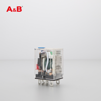 Relais de bobine miniature en gros Offre Spéciale AC230V/24VDC 8P/14 broches, point de contact en alliage d'argent, avec relais intermédiaire de Base