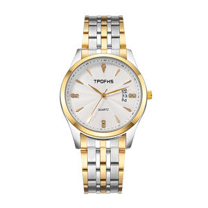 Venta al por mayor de relojes de banda de acero para hombres relojes de cuarzo con patrón de onda casual con marcadores de diamantes de imitación y calendario - Product Image 1