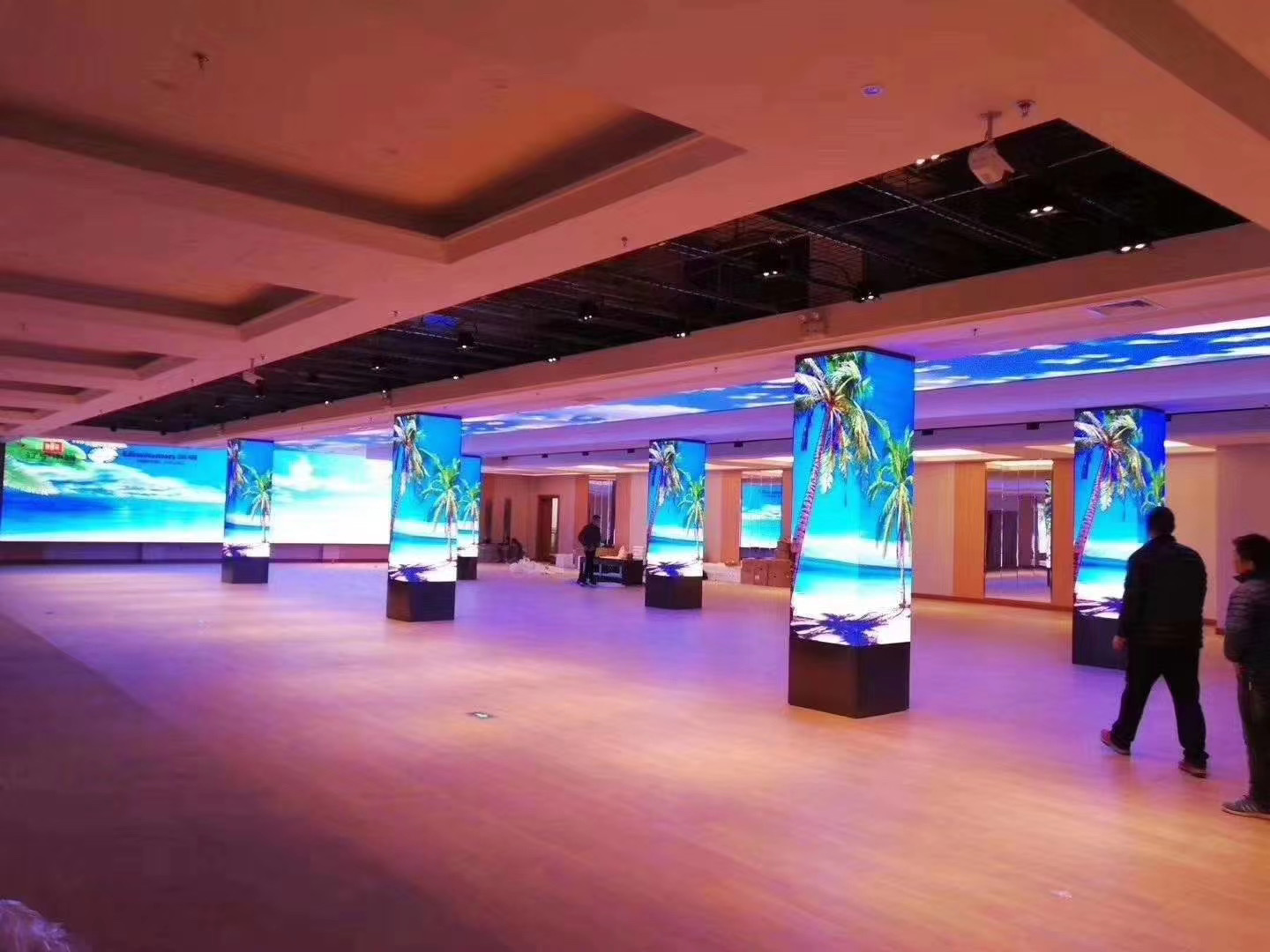 Flexible Full Color Rental LED Display For Meeting Rooms Concerts Church