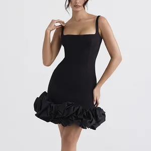 सुरुचिपूर्ण बिना आस्तीन का पट्टा शाम पार्टी पोशाक वर्ग गर्दन काले व्याकुल हेम मिनी सेक्सी कॉकटेल शाम पोशाक