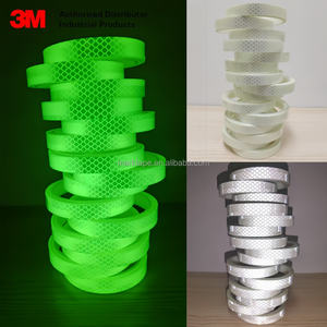 3M 6900 Panneaux <span class=keywords><strong>de</strong></span> signalisation <span class=keywords><strong>de</strong></span> sécurité colorés Film lumineux Autocollant acrylique à lueur durable Bande <span class=keywords><strong>de</strong></span> marquage lumineux <span class=keywords><strong>de</strong></span> <span class=keywords><strong>sortie</strong></span> <span class=keywords><strong>de</strong></span> secours sans alimentation - Product Image 2