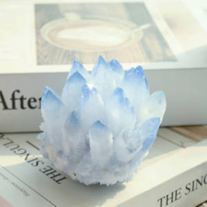 คริสตัลสีน้ำเงินประดิษฐ์ กลุ่มคริสตัลบำบัด ของตกแต่งบ้าน ตัวอย่างแร่ธาตุ งานฝีมือเรกิ ของประดับตกแต่ง ของขวัญเสริมฮวงจุ้ย ขายส่ง - Product Image 6