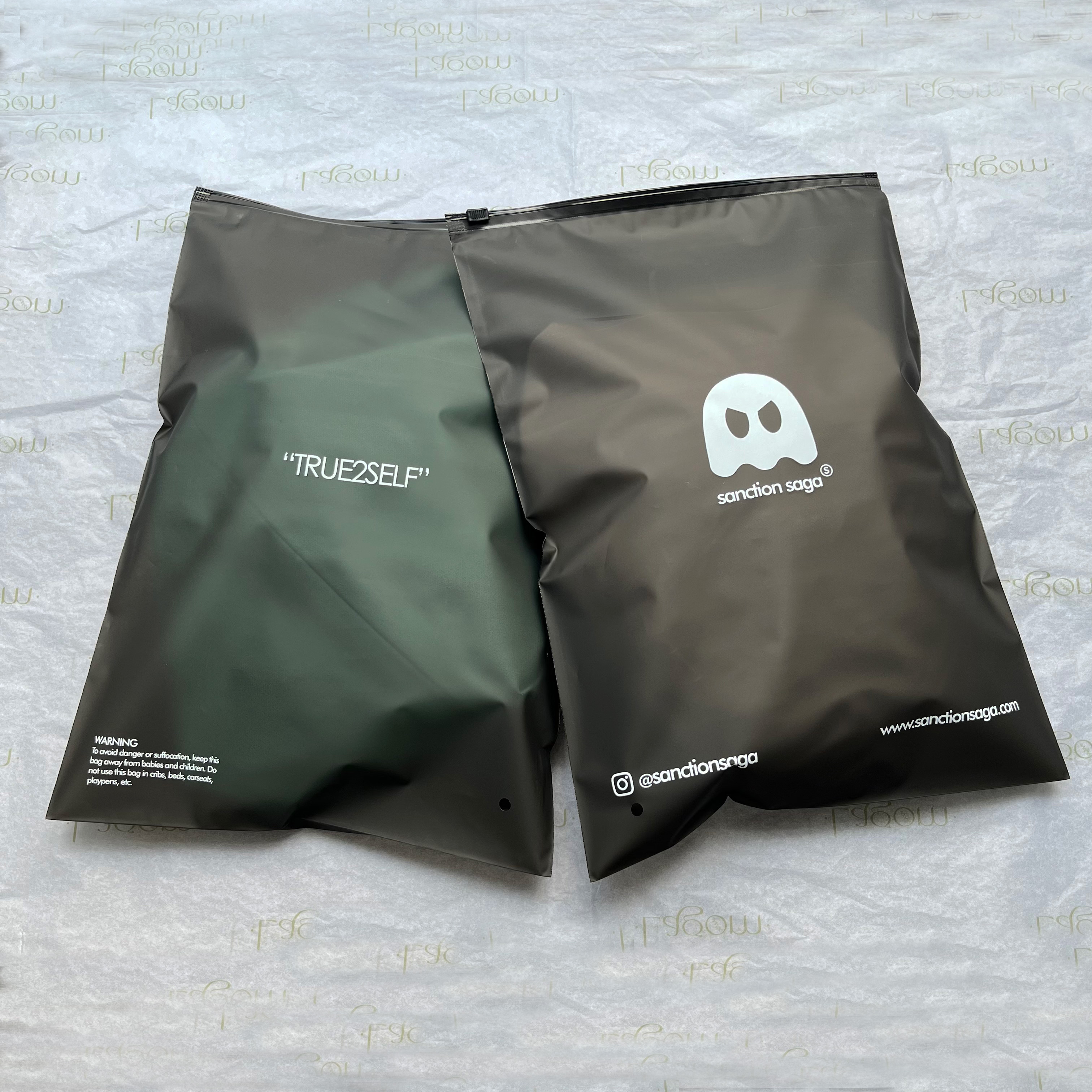 noir transparent