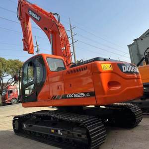 Excavatrice Doosan Dx225lc-9c certifiée CE, 95% neuve/d'occasion, grande capacité de charge (22 tonnes), excavatrice de construction de taille moyenne, à vendre - Product Image 3