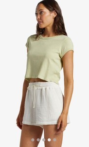 Tops Cortos Originales para Mujer, Surtidos de Varias Marcas, Modelo KE-1014, Excedente al por Mayor, Calidad Premium, Liquidación de Moda - Product Image 2