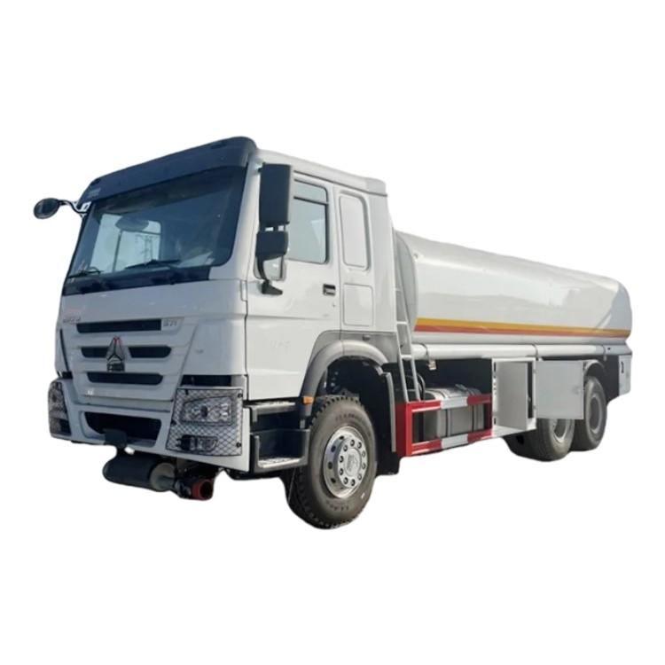 Compact Acid 1000 Gallon Transport Oil Tanker Truck with Cheap Price