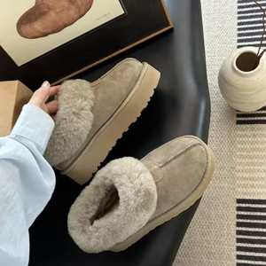 Bottes de neige pour femmes, pantoufles chaudes en fourrure pour l'hiver, semelle épaisse, haute qualité, confort, mode, fermeture à enfiler, chaussures décontractées d'extérieur, chaudes - Product Image 3