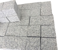 Personnalisez la dalle de granit gris naturel G602 pour le revêtement de sol du mur Pavé Dalle de bordure en pierre