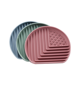 New Design Wholesale Customization Food Grade Silicone Plate Puzzle Bowl Slow Eating Plate Rainbow Slow Dog Feede - Product Image 1