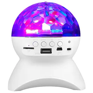 360 도 회전 RGB 빛 크리스탈 볼 스피커 다채로운 야간 조명 스피커 프로젝터 램프
