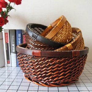 The wickerbasket iron frame storage box picnic basket with lid