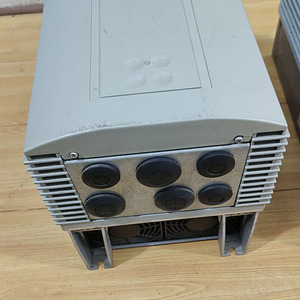 690PC/0075/400/0/0/0/0/B00/0 690-432160C0-B00P00-A400 Variador de Frecuencia CA de 7.5KW - Product Image 5
