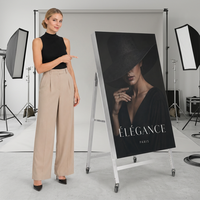 Écran d'affichage numérique LED mobile pliable FTV en forme de A avec contrôle par application, 4 roues, utilisation intérieure, couleur intégrale, pas de pixel P1.25-P2.5