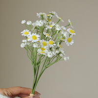 Bunga Daisy Baby Breath Chamomile Sutra Buatan Berkualitas Tinggi untuk Dekorasi Meja Rumah, Ruang Tamu, dan Luar Ruangan