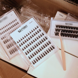 <span class=keywords><strong>Pestañas</strong></span> <span class=keywords><strong>Postizas</strong></span> en Racimos Autoadhesivas, Aspecto Húmedo, Pre-Encoladas, Listas para Usar, Fáciles de Aplicar - Product Image 5