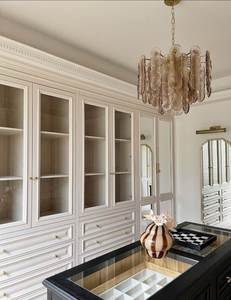 Dressing moderne sur mesure avec portes coulissantes en bois massif - Product Image 1