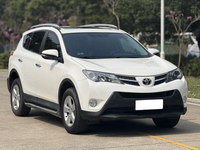 Voiture d'occasion, véhicule d'occasion bien entretenu, Toyota RAV4 2015 2.0L CVT, transmission intégrale, finition tendance
