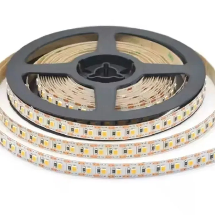 ไฟ LED Strips สมาร์ท 2835 กันน้ําแบบยืดหยุ่นสําหรับการตกแต่งกลางแจ้ง