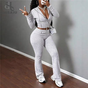 Зимний новый повседневный комплект из двух предметов: вязаный спортивный костюм в рубчик для женщин, однотонный, с длинными рукавами, худи на молнии + узкие брюки - Product Image 1