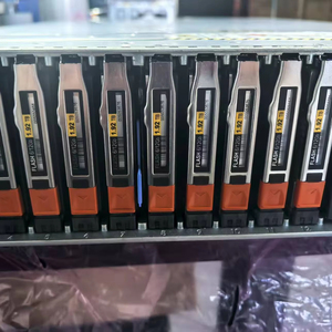 UNITY XT480 4*1.8T 8*32GB FC - Product Image 1