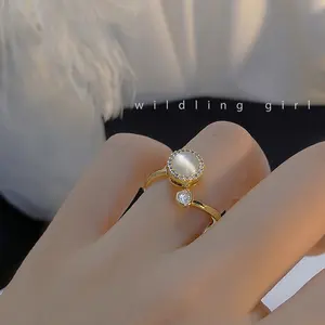 Opaal Roterende Ring Vrouwelijke Verstelbare Open Wijsvinger Ring Temperament Niche Ontwerp Ring