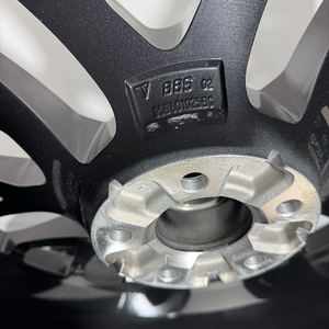 Compatible pour <span class=keywords><strong>Porsche</strong></span> <span class=keywords><strong>Macan</strong></span> Série Roues 20 Pouces Fonte Véritable Usine Produits Originaux En Alliage D'aluminium 5X112PCD - Product Image 6