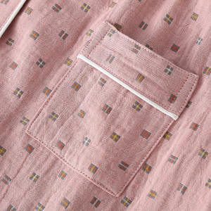 Ensemble <span class=keywords><strong>de</strong></span> pyjamas d'été en coton pour femmes à manches courtes en coton <span class=keywords><strong>double</strong></span> couche <span class=keywords><strong>Gaze</strong></span> fine pour hommes - Product Image 2