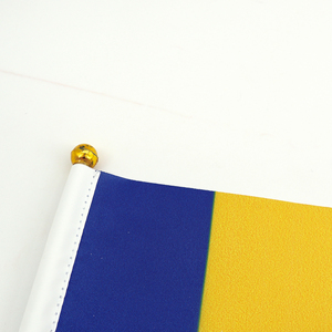 2024 Usine Offre Spéciale Saint-Vincent-et-les Grenadines Poteau en bois Drapeau ondulé à la main pour les vacances générales - Product Image 6