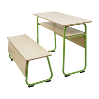 Ensemble moderne de bureau double et banc en bois avec pieds verts pour les cantines scolaires, les gymnases et les hôpitaux