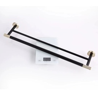Ensemble de salle de bain mural moderne en acier inoxydable 304, noir et or, style luxe léger, avec porte-serviettes et étagère de rangement