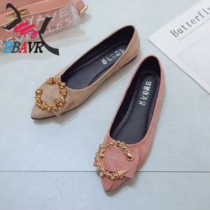 Zapatos Planos de Mujer con Punta Puntiaguda y Decoración Metálica Dorada, Ligeros para Exteriores - Product Image 4