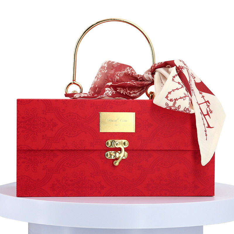 Rouge (Stock AE)***