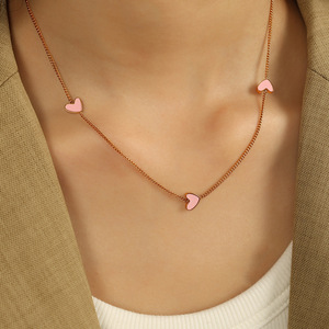 Collier en forme de cœur, chaîne en or, pendentif rose, bijoux à chaînes fines pour femmes, à porter au quotidien - Product Image 4