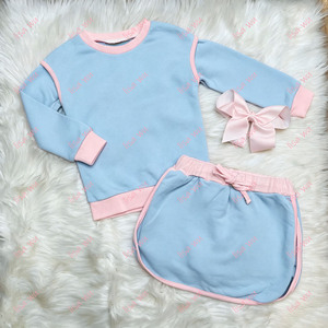 Set Coordinato Boutique per Bambine, Felpa a Maniche Lunghe e Gonna Pantalone Bicolore, <span class=keywords><strong>Abbigliamento</strong></span> <span class=keywords><strong>Invernale</strong></span> per Bambini - Product Image 4