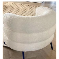 Nouveau mobilier élégant de designer pour la maison chaise ronde avec accoudoirs pour le salon chaise d'appoint moderne en velours pour hôtel chaise canapé simple de luxe