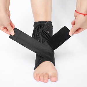 Nouvelle attelle de <span class=keywords><strong>cheville</strong></span> pour entorses avec lacets, en matériau éponge, compression élastique et quatre supports à ressorts - Product Image 5
