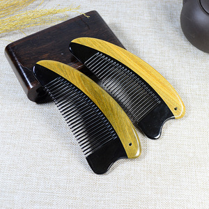 Peine de masaje de sándalo de 10-15 cm, peine de cuerno de vaca para el cuidado del cuero cabelludo para la población en general - Product Image 3