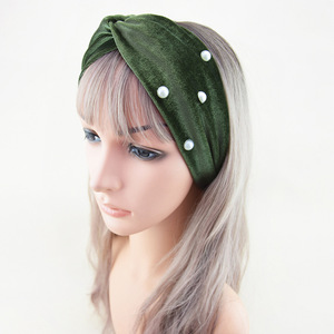 Serre-tête croisé en <span class=keywords><strong>velours</strong></span> perlé, chaud, protection des oreilles, style européen et américain, accessoire <span class=keywords><strong>de</strong></span> yoga pour cheveux - Product Image 4
